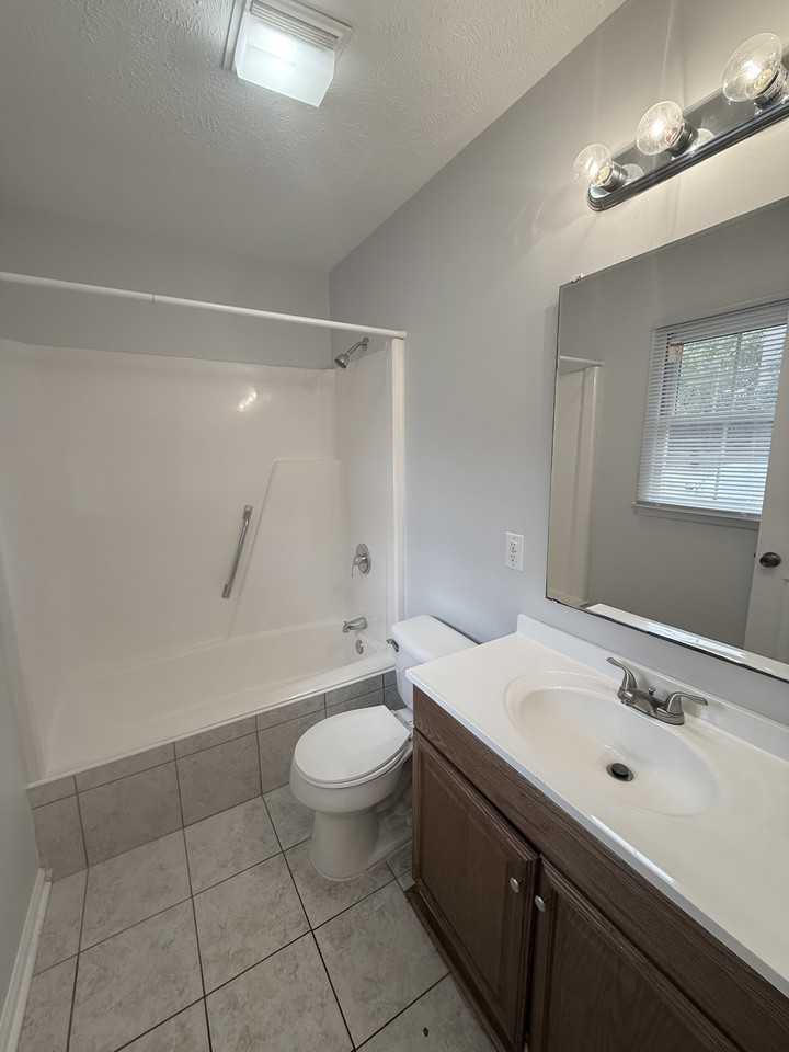 1025 Carolina Rd #W1 - Photo 3 of 29