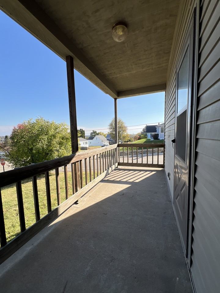 2901 Muscatine St #1 - Photo 5 of 12