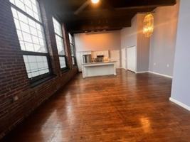 featured image of 324 Allen St #4