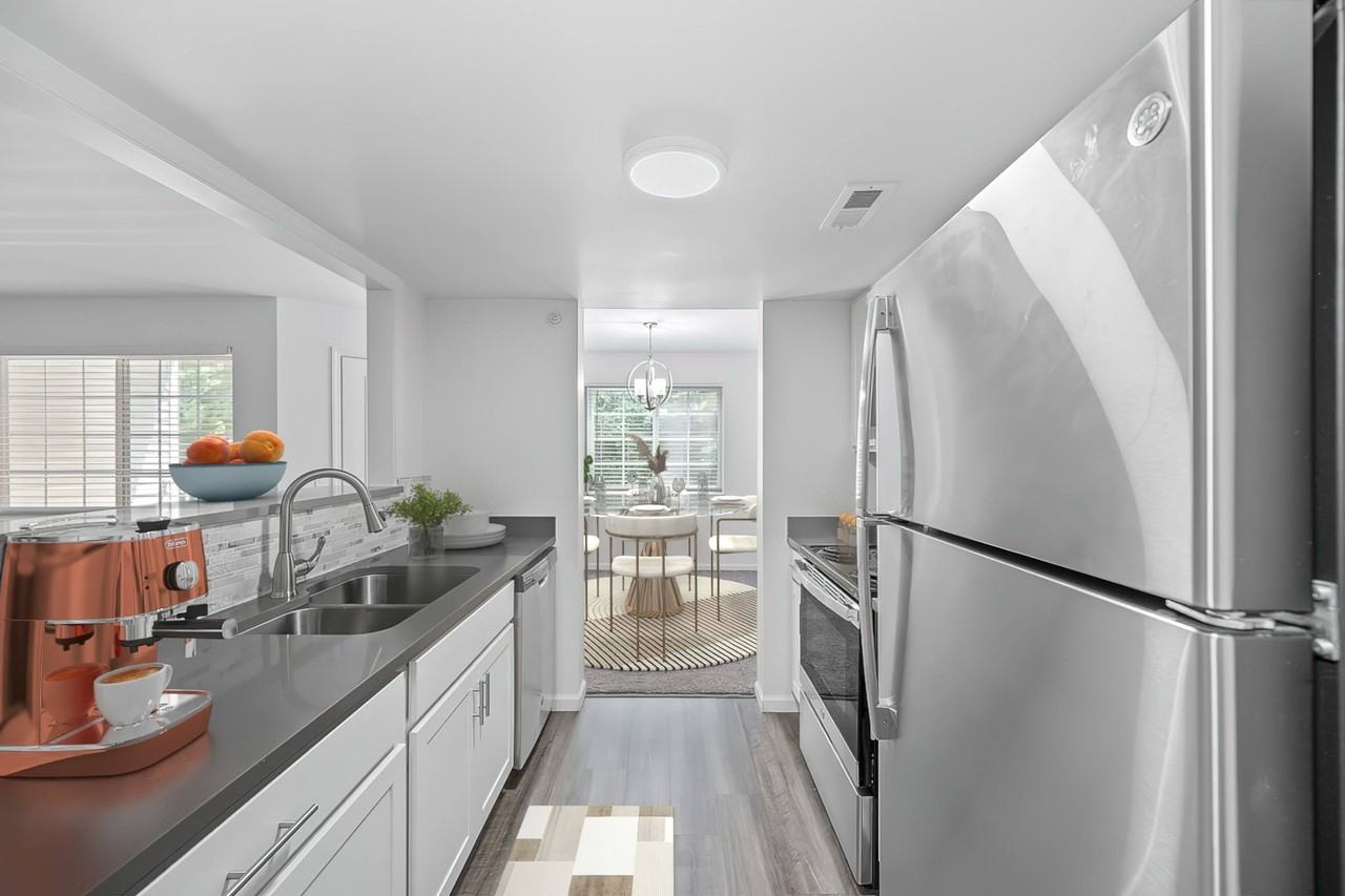 Ivy Hills Living Spaces - Photo 3 of 50