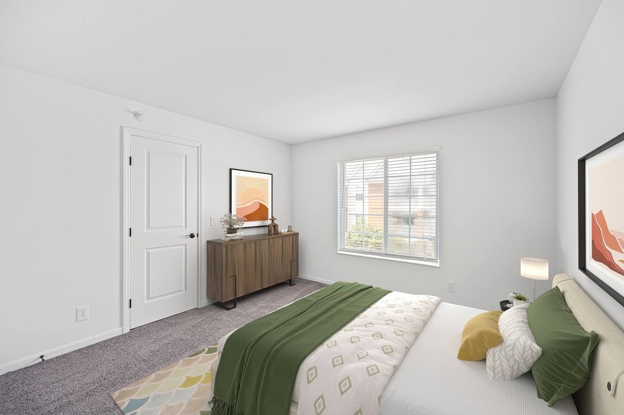 Ivy Hills Living Spaces - Photo 7 of 50