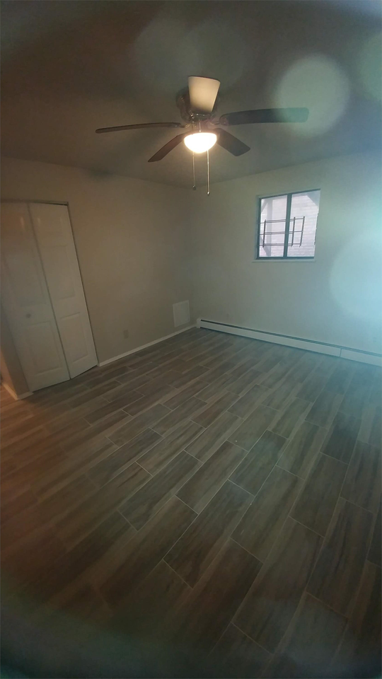 519 Lockhart St #3REAR - Photo 2 of 11