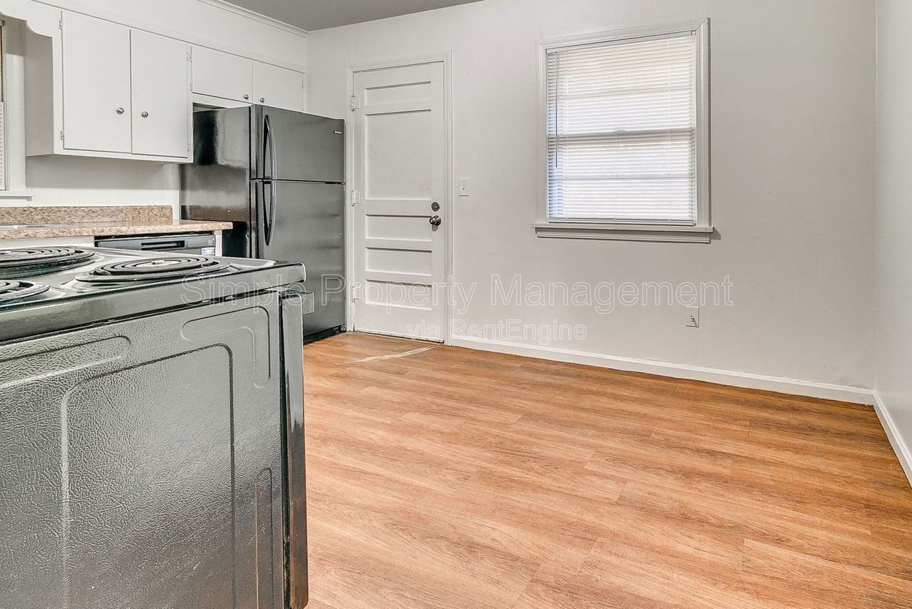 1307 Northwest 81st Street - Photo 5 of 20