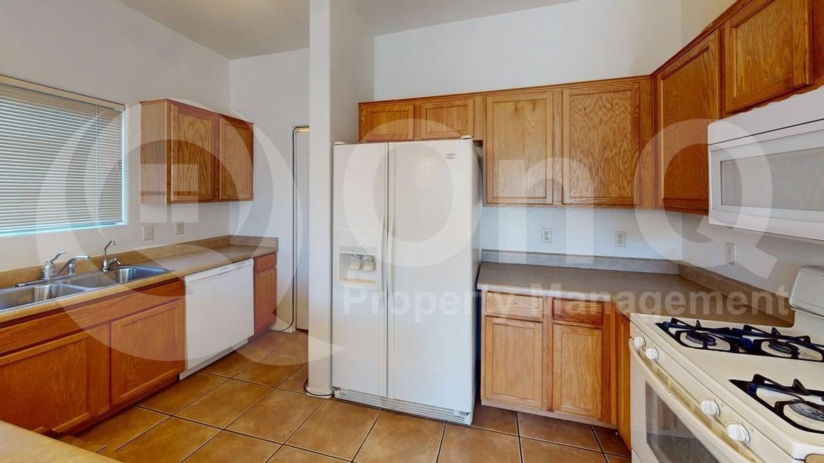 13224 E Coyote Well Dr - Photo 5 of 24