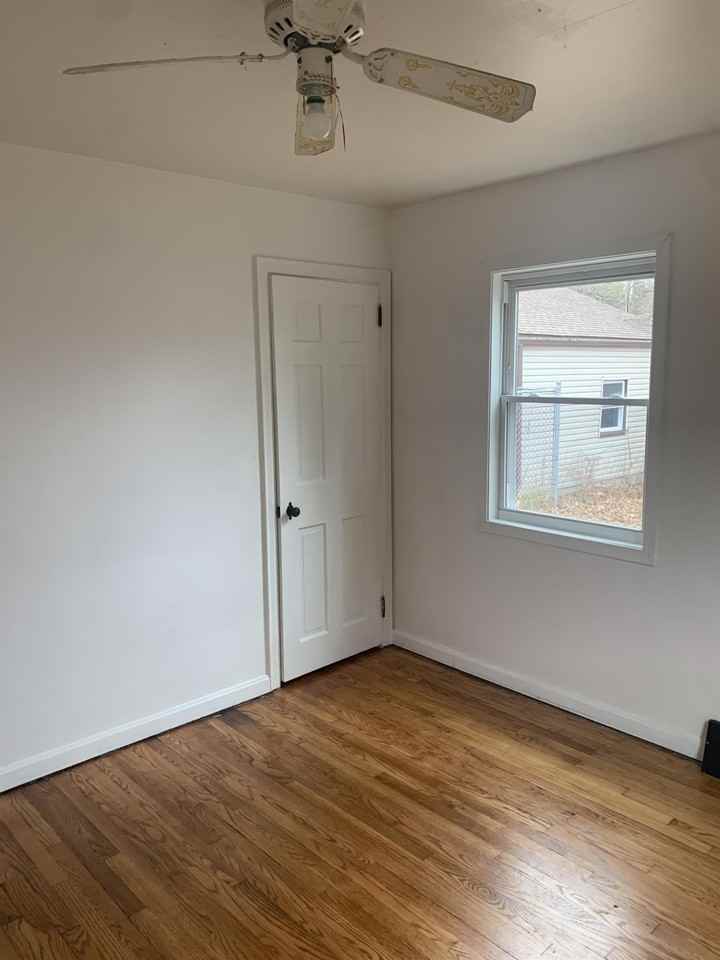 131 S Forest Ave - Photo 2 of 20