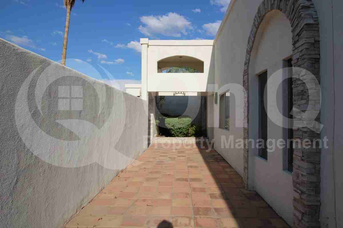 6149 E Delcoa Ave - Photo 2 of 50