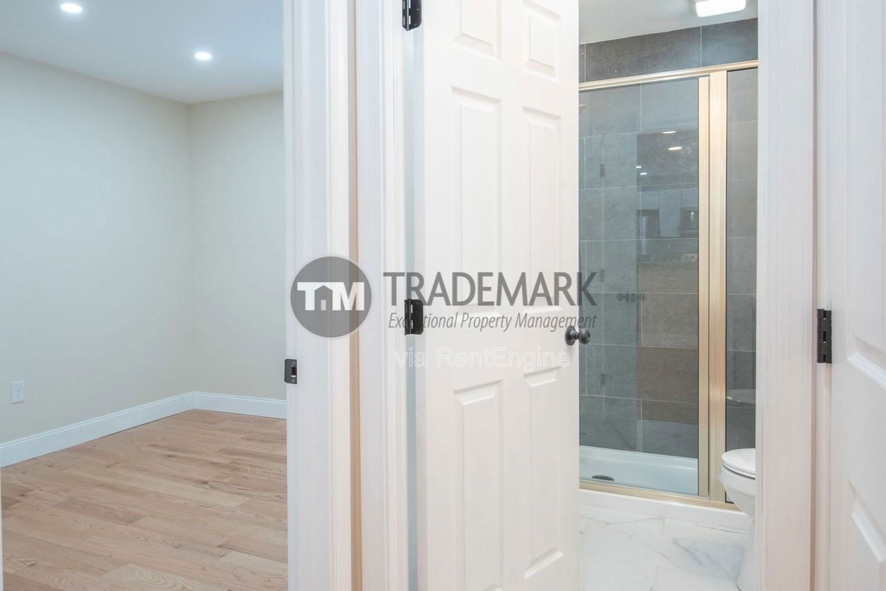 323 North Mulberry Street #2 - Photo 7 of 13