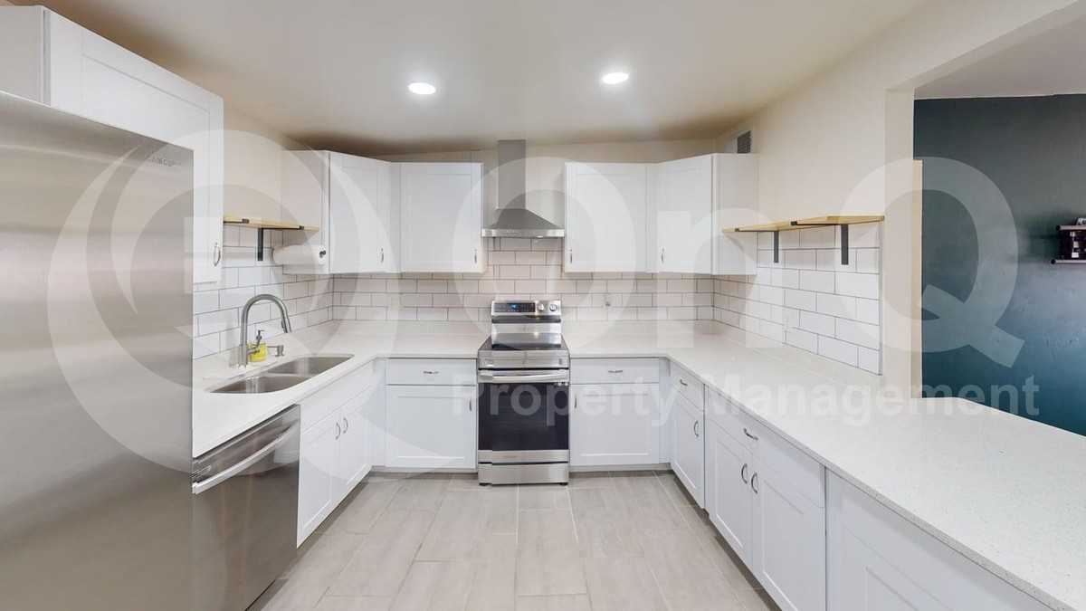 9301 East 29th Street - Photo 3 of 21