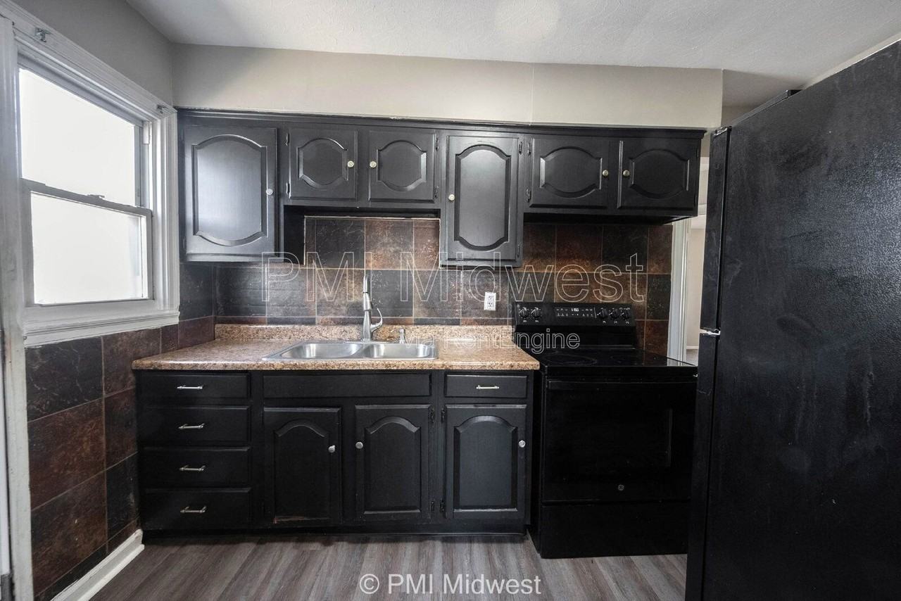 1937 King Ave - Photo 5 of 16