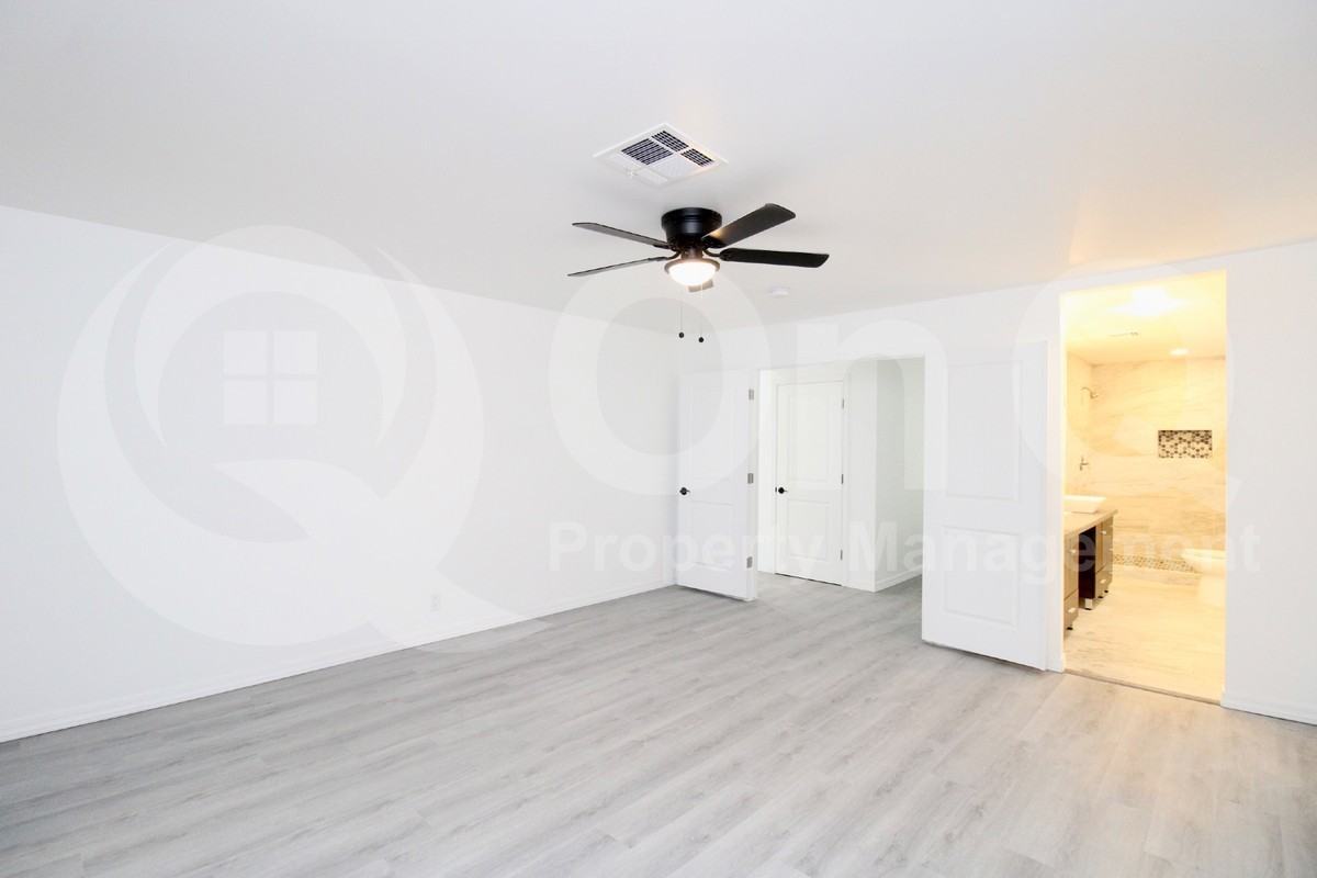 5623 S Rocky Point Rd - Photo 7 of 31