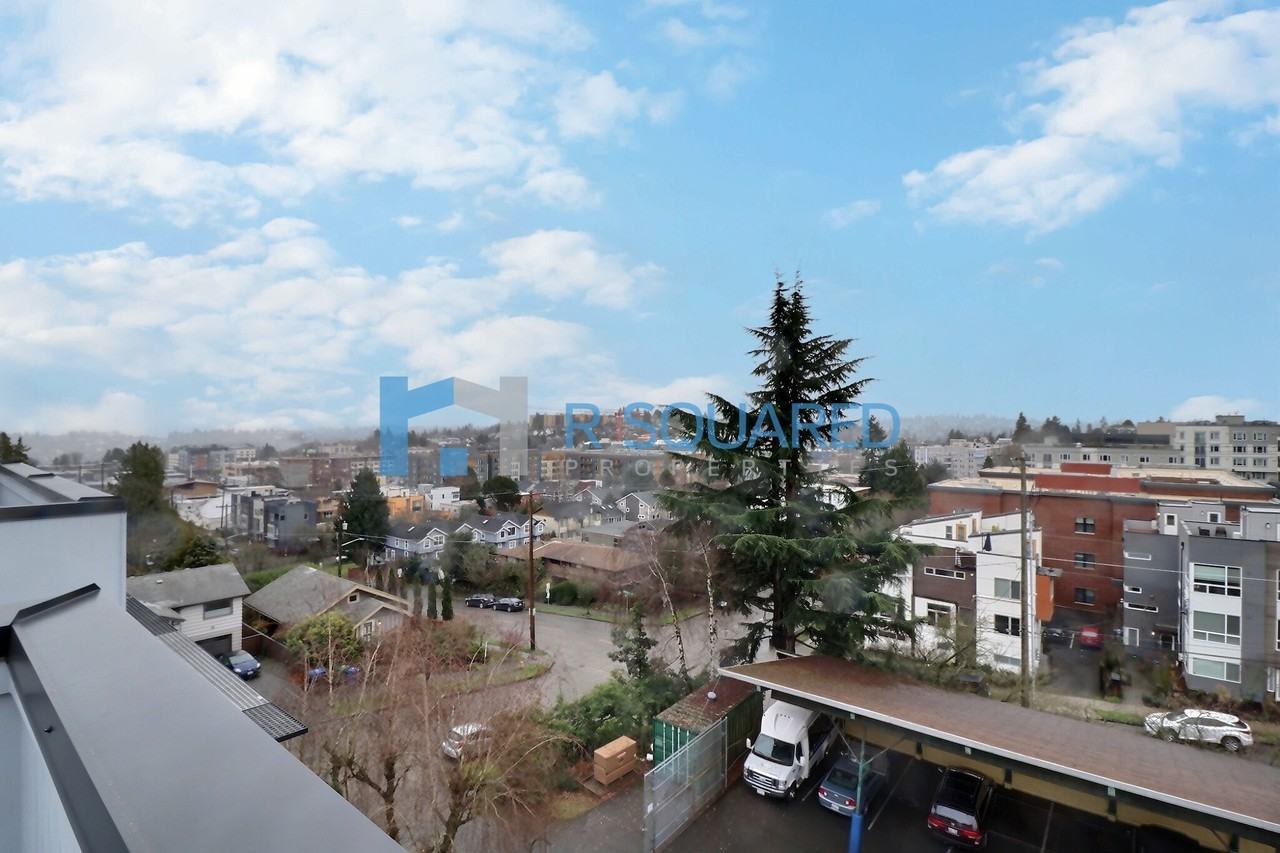 4447 41st Ave Sw #B - Photo 7 of 23