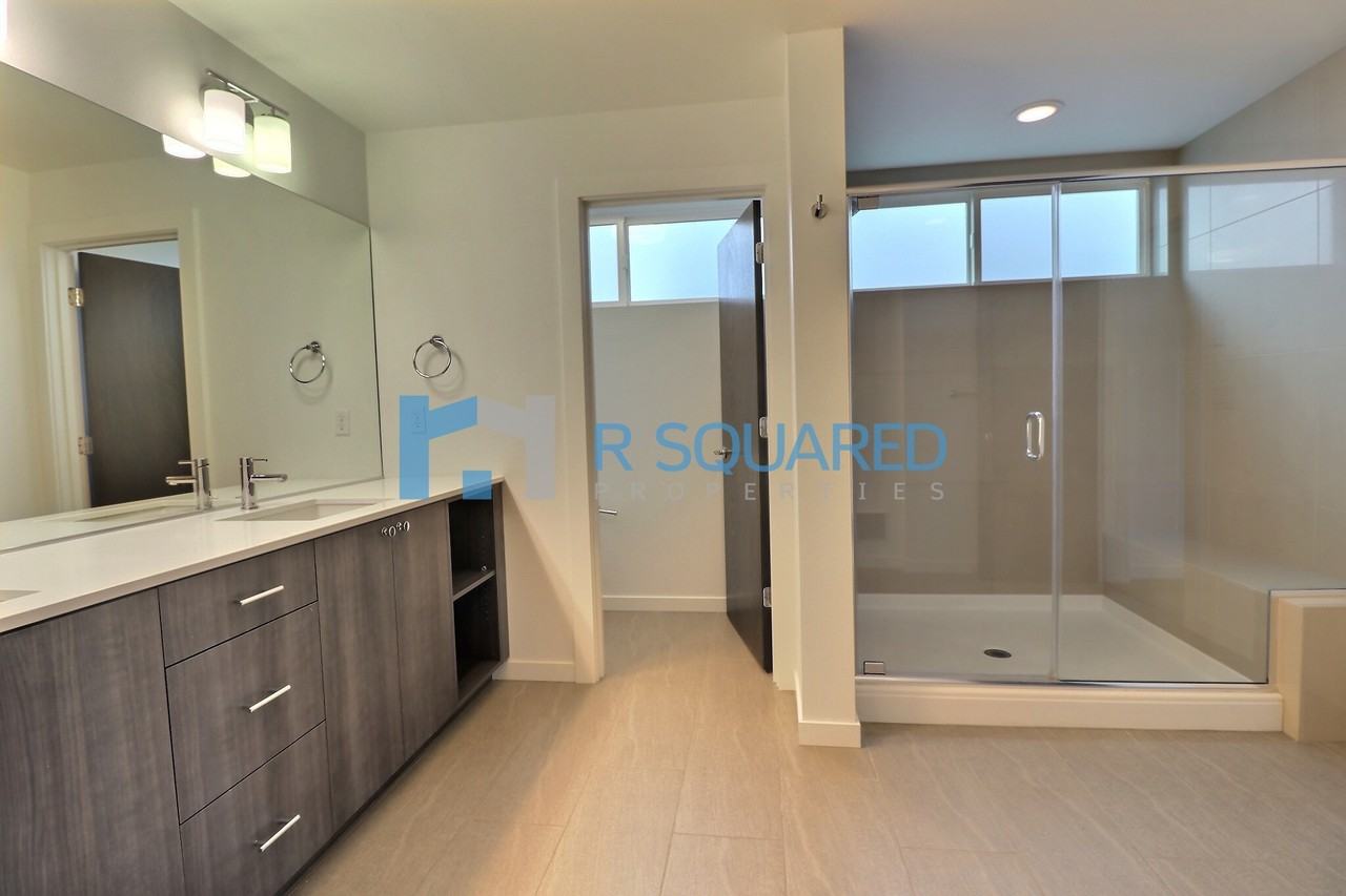 4447 41st Avenue Southwest #B - Photo 4 of 23