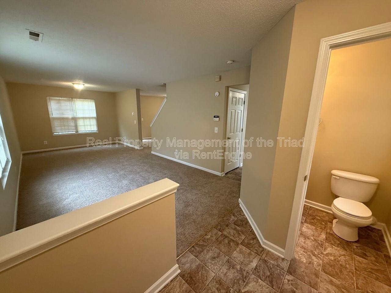 1124 Highstone Dr - Photo 2 of 16