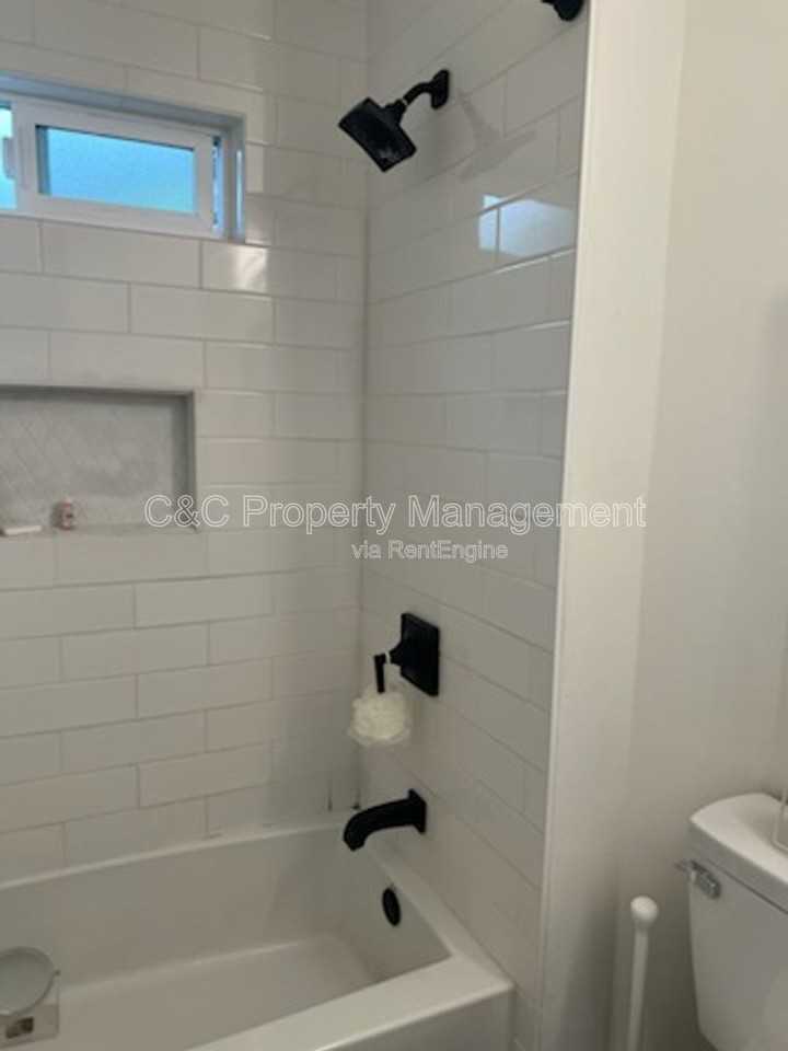 59 W Castle St - Photo 5 of 15