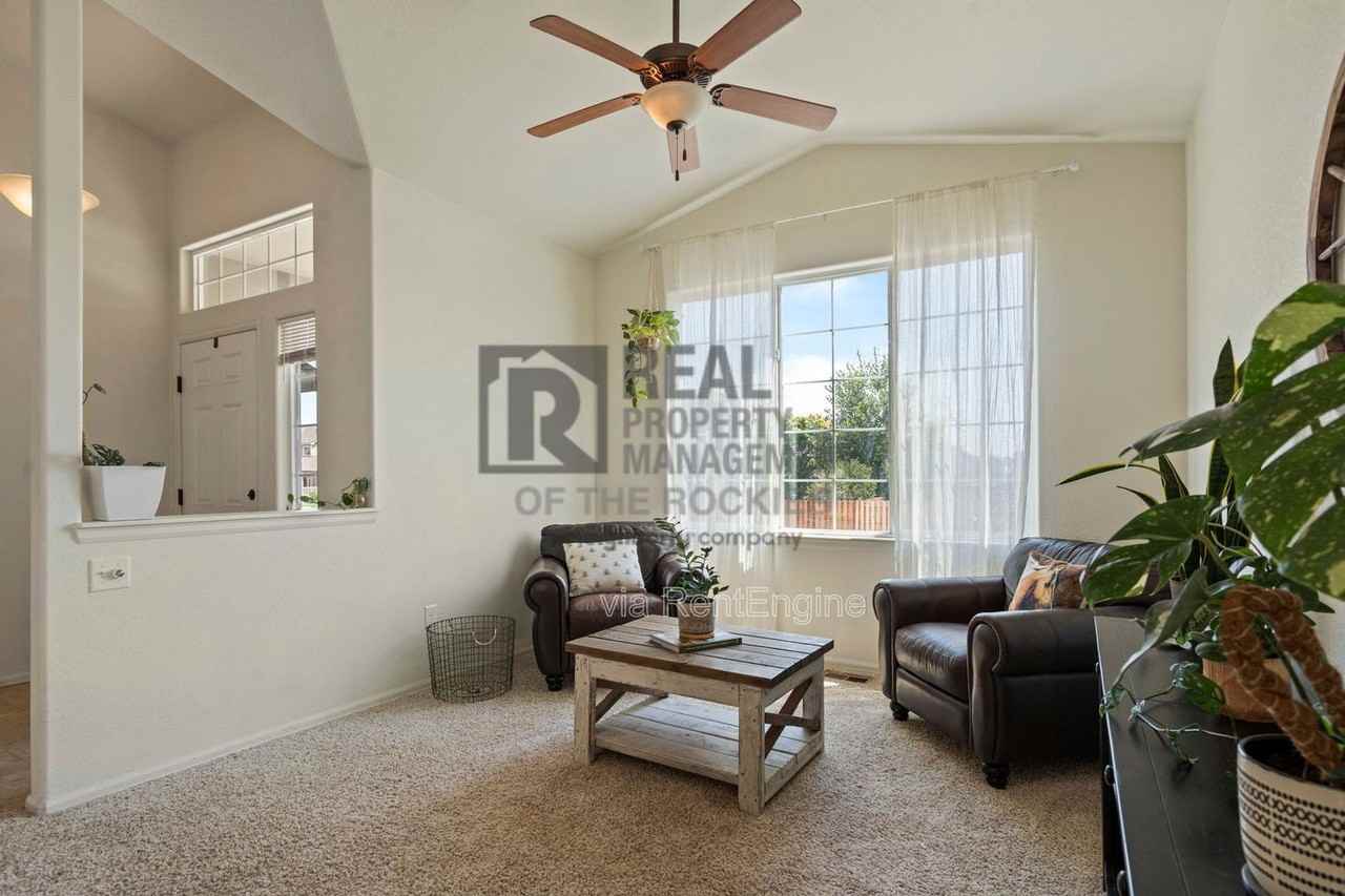 7235 Andover Street - Photo 4 of 42