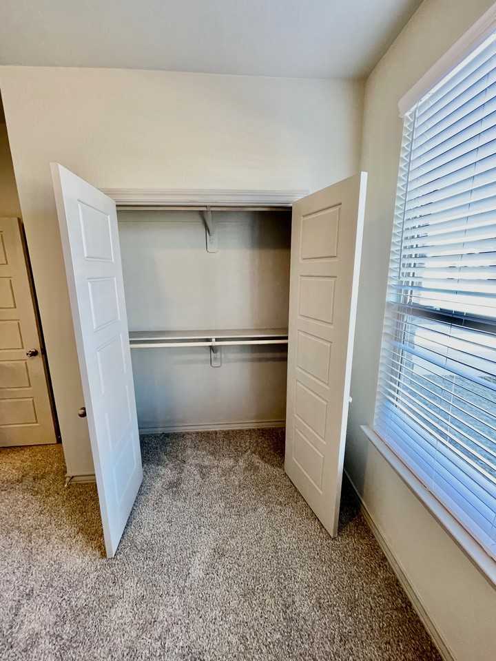 7017 22nd St #1 - Photo 5 of 34