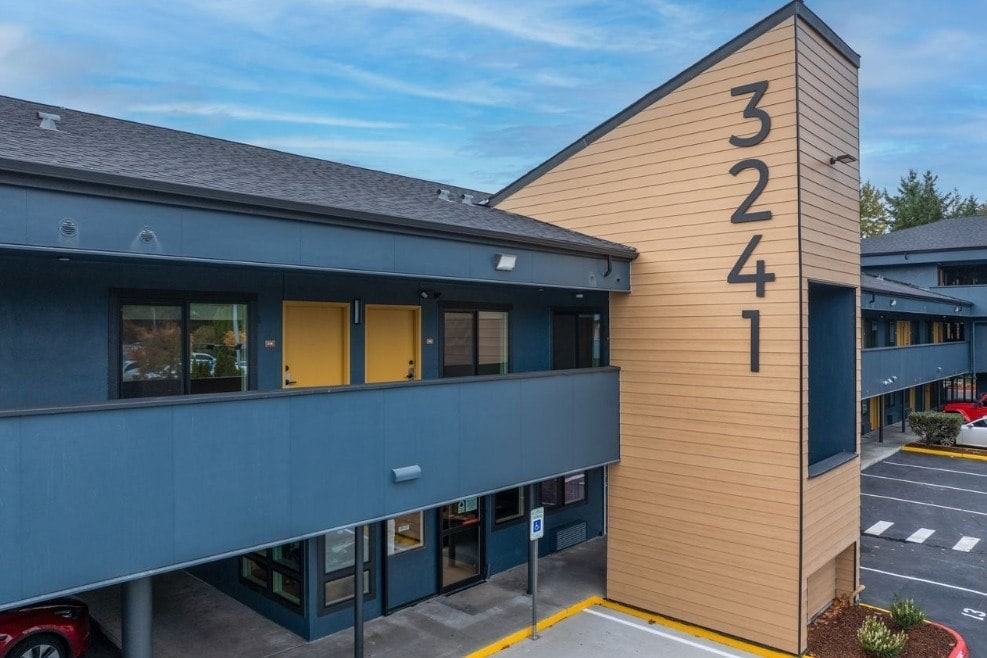 Bellevue Ridge - Photo 4 of 26