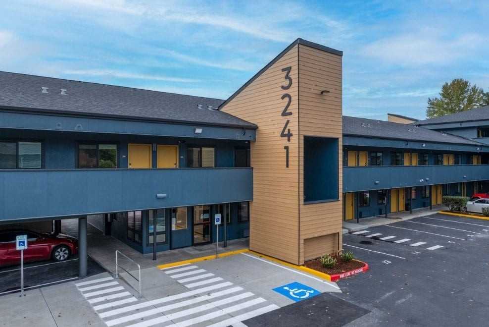 Bellevue Ridge - Photo 5 of 26