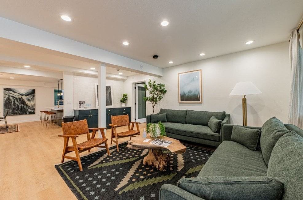 Bellevue Ridge - Photo 7 of 26