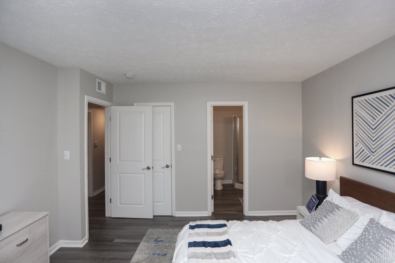 Spinnaker Court - Photo 7 of 17