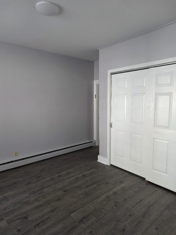 32 N Earl St - Photo 3 of 20