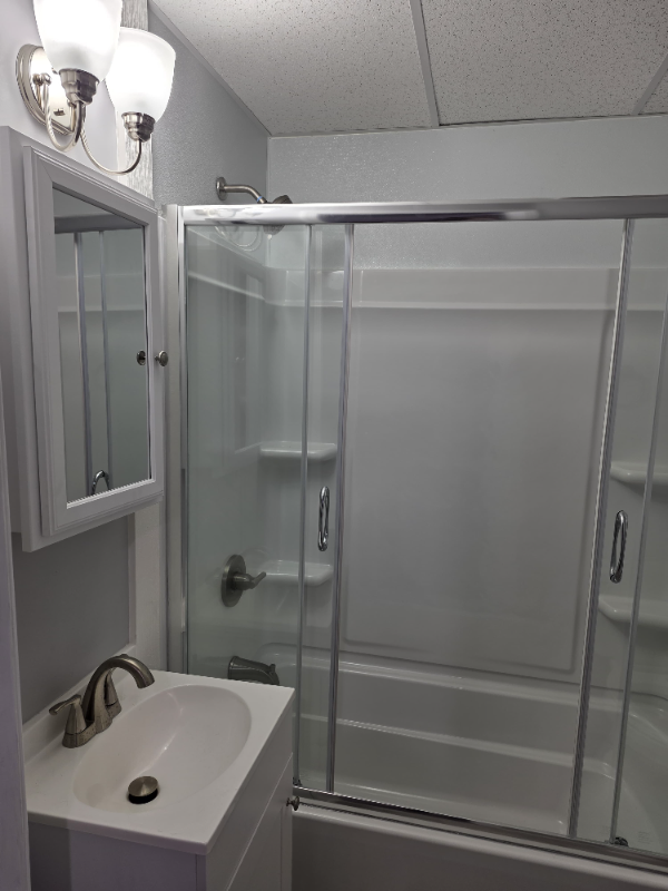 32 N Earl St - Photo 5 of 20