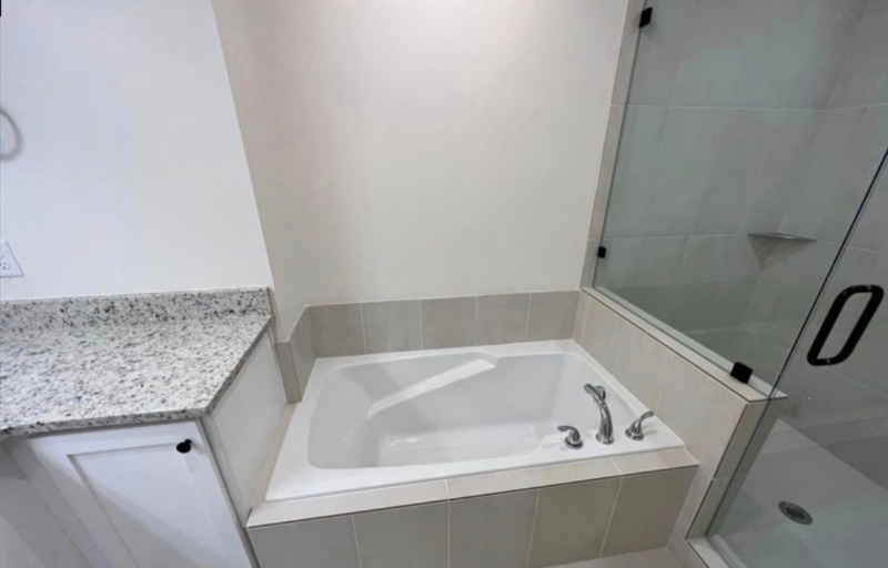 383 4th Street Southeast - Photo 6 of 14