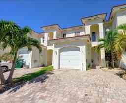 20750 Sw 79th Pl - Photo 1 of 1