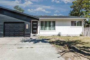 featured image of 55 Sw Eastern Ave #55