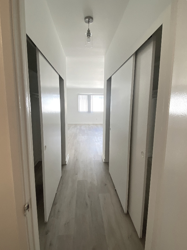 5335 Yarmouth Ave #306 - Photo 7 of 15