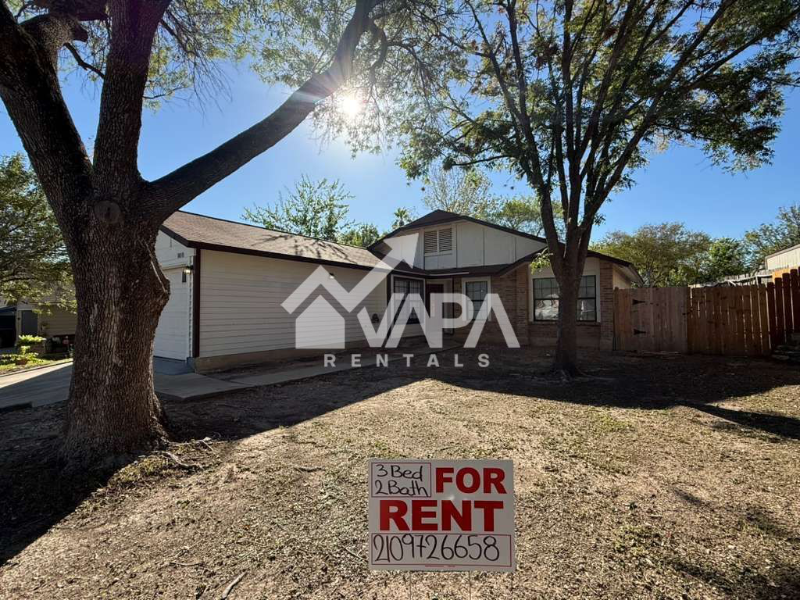 10038 Raven Field Dr - Photo 2 of 20