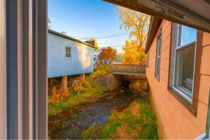 featured image of 7 Main Street