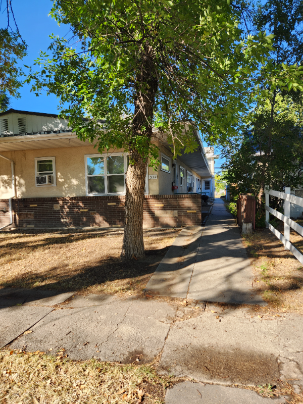 521 3rd St - Photo 5 of 5