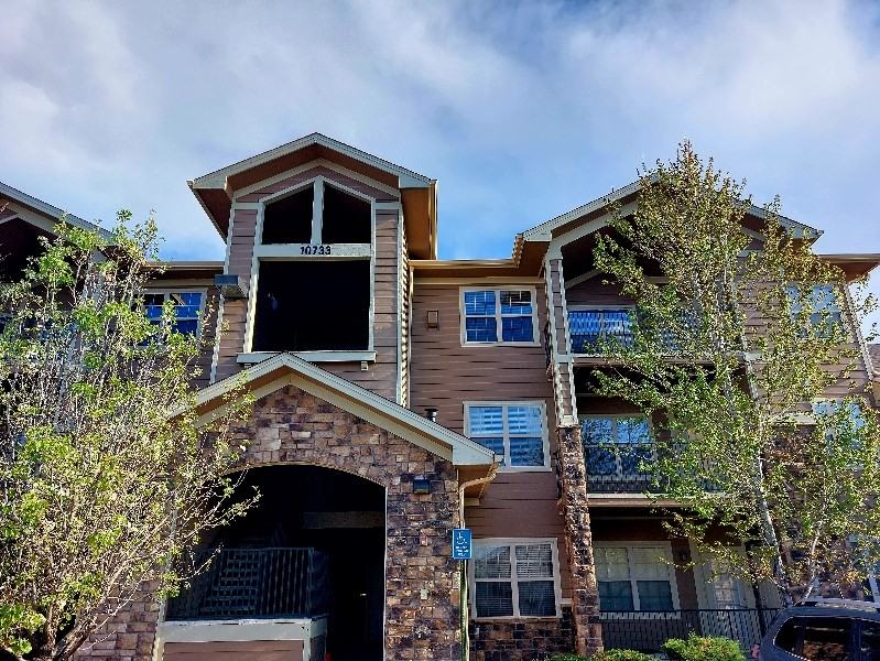 10733 Smile Rd - Photo 3 of 17