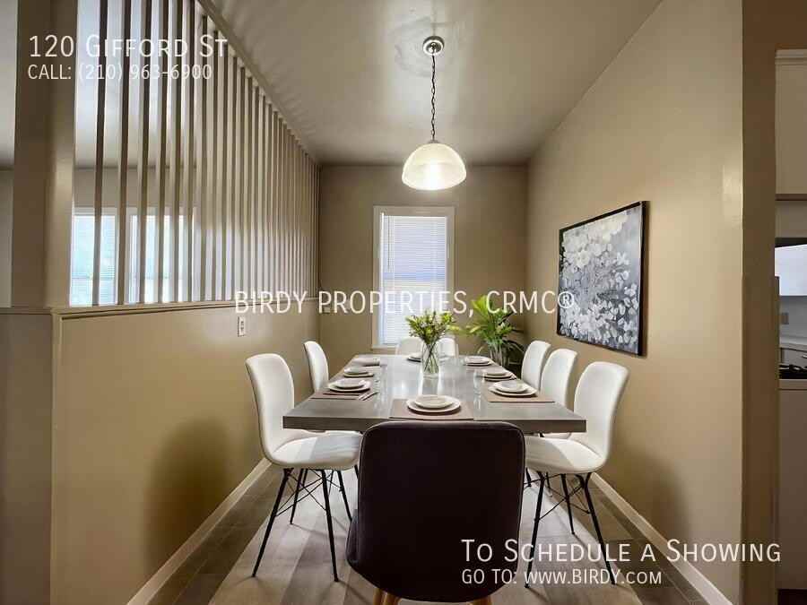120 Gifford St - Photo 3 of 33