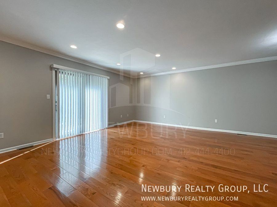 135 Banksville Road #135 - Photo 4 of 50