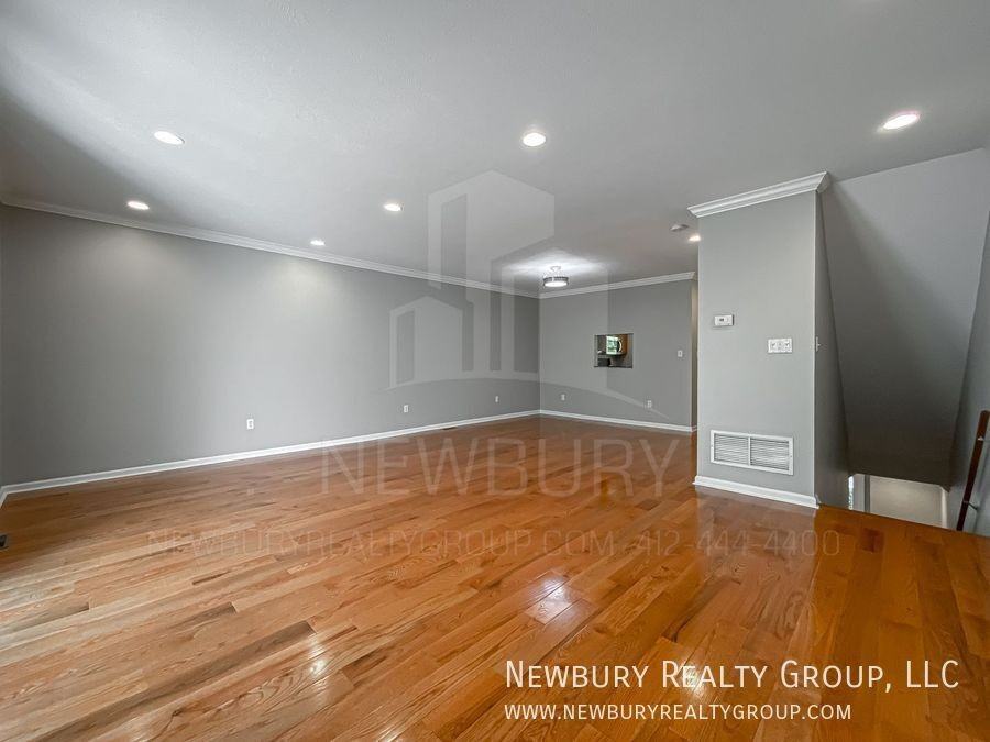 135 Banksville Road #135 - Photo 5 of 50