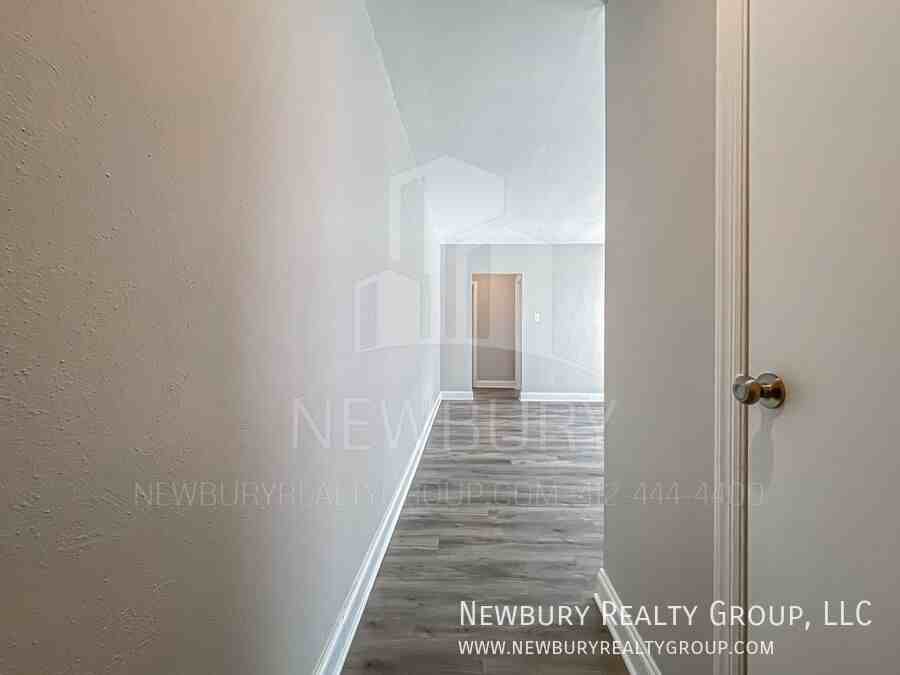 1335 Washington Boulevard #6 - Photo 2 of 27