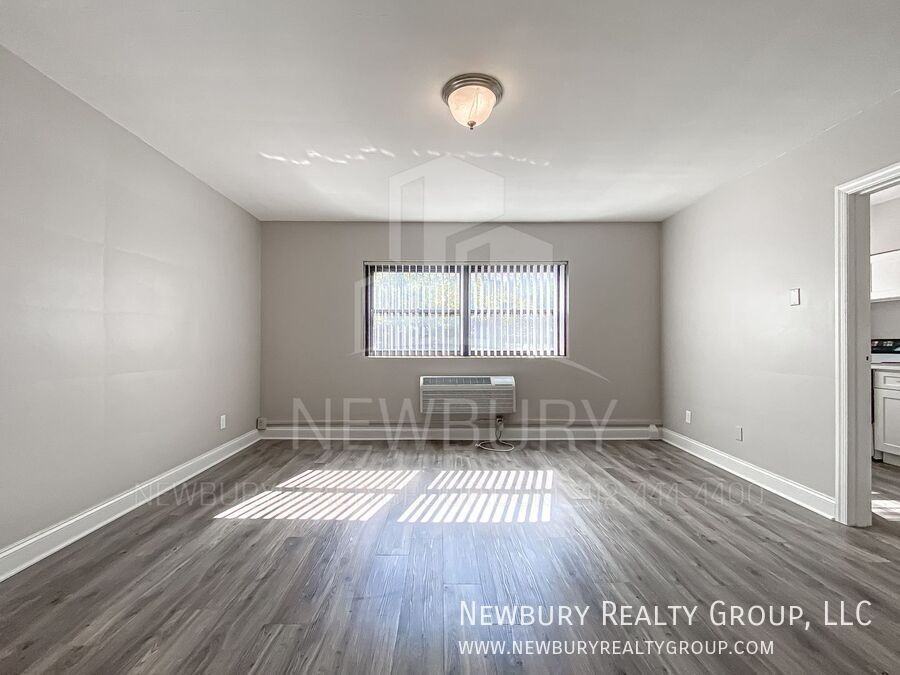 1335 Washington Boulevard #6 - Photo 4 of 27