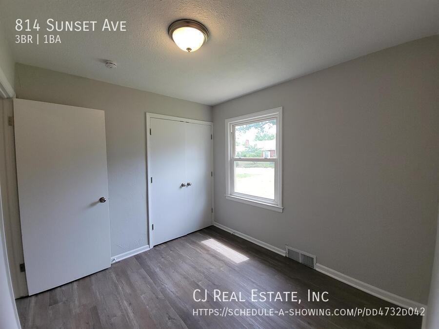 814 Sunset Ave - Photo 6 of 11