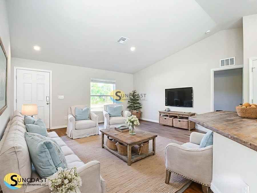 8013 Sw Highway 484 - Photo 7 of 34