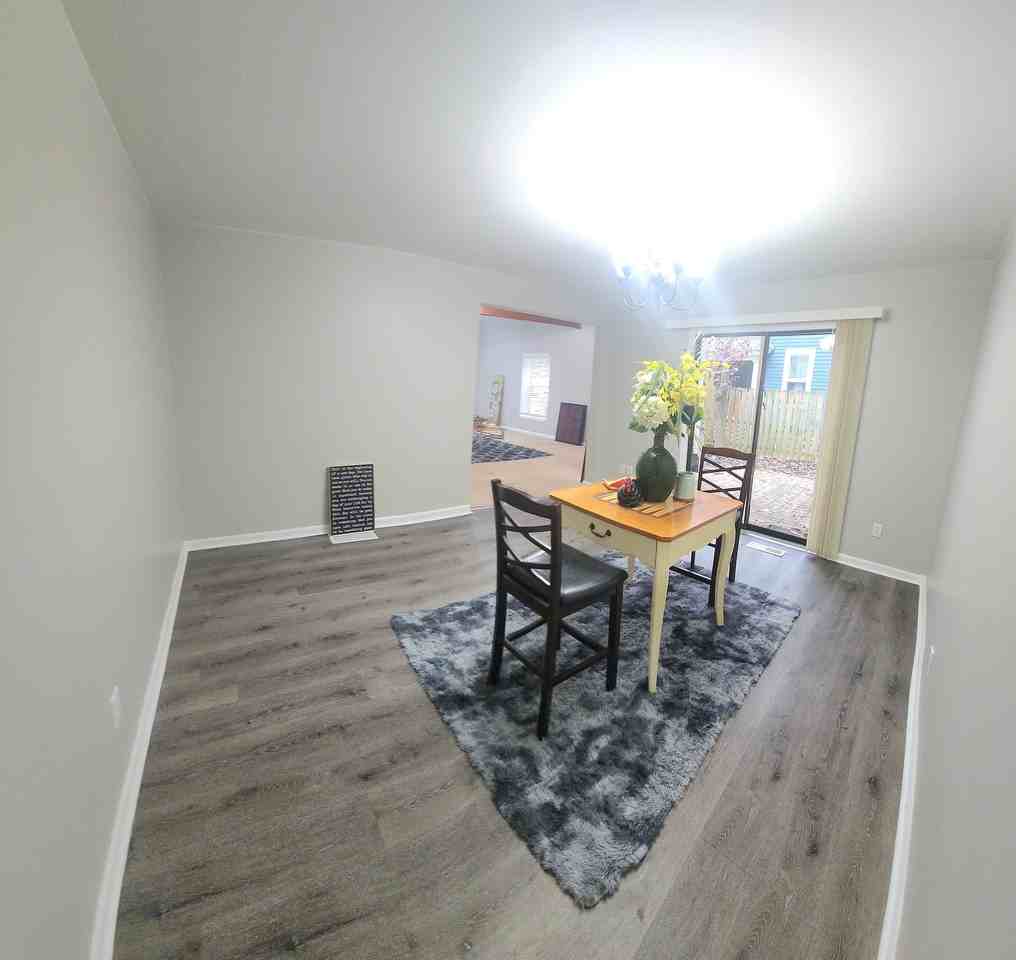 627 Michigan St #NA - Photo 2 of 19
