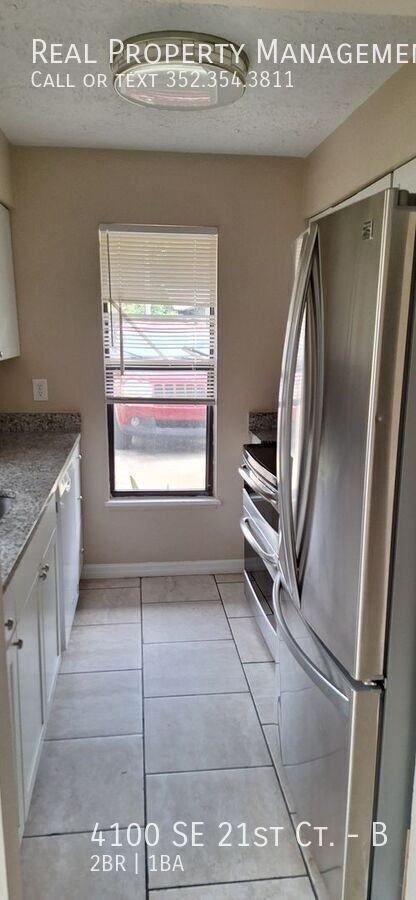 4100 Southeast 21st Court #B - Photo 4 of 5