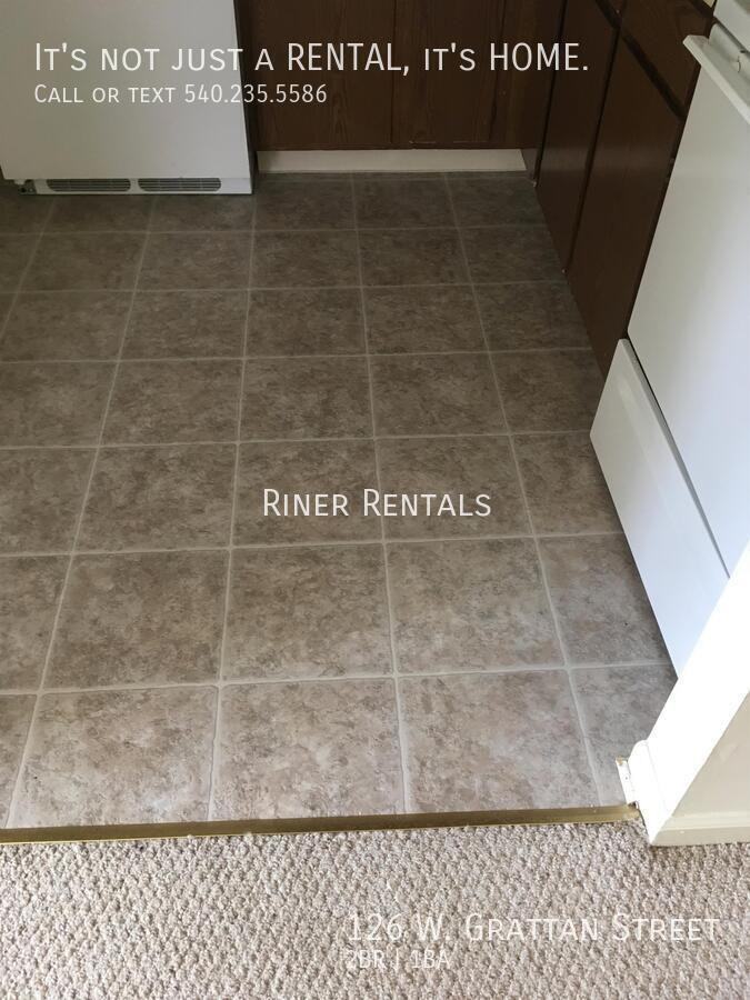 126 W Grattan St - Photo 3 of 10