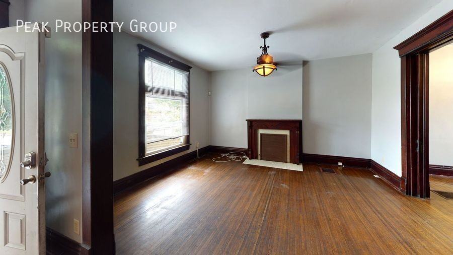 1638 N 4th St - Photo 4 of 17