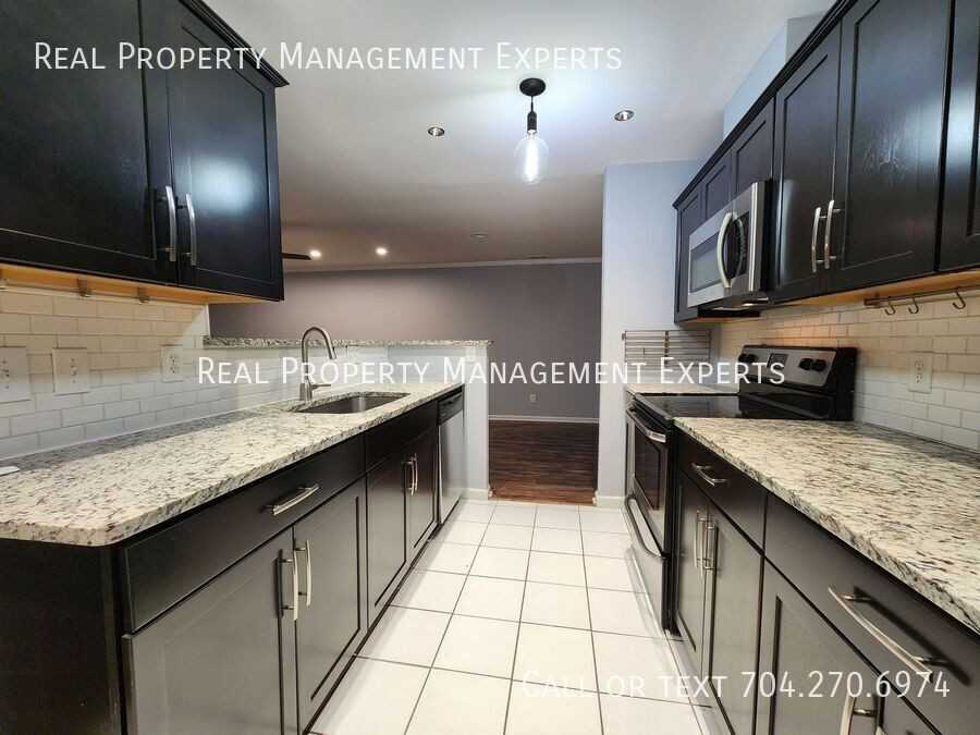 3707 Colony Crossing Drive - Photo 4 of 14