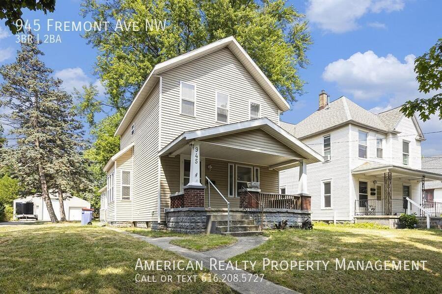 945 Fremont Avenue Northwest