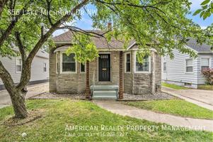 featured image of 856 Lake Michigan Dr Nw