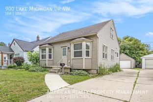 900 Lake Michigan Dr Nw - Photo 1 of 1
