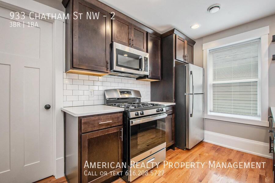 933 Chatham St Nw #2 - Photo 5 of 17